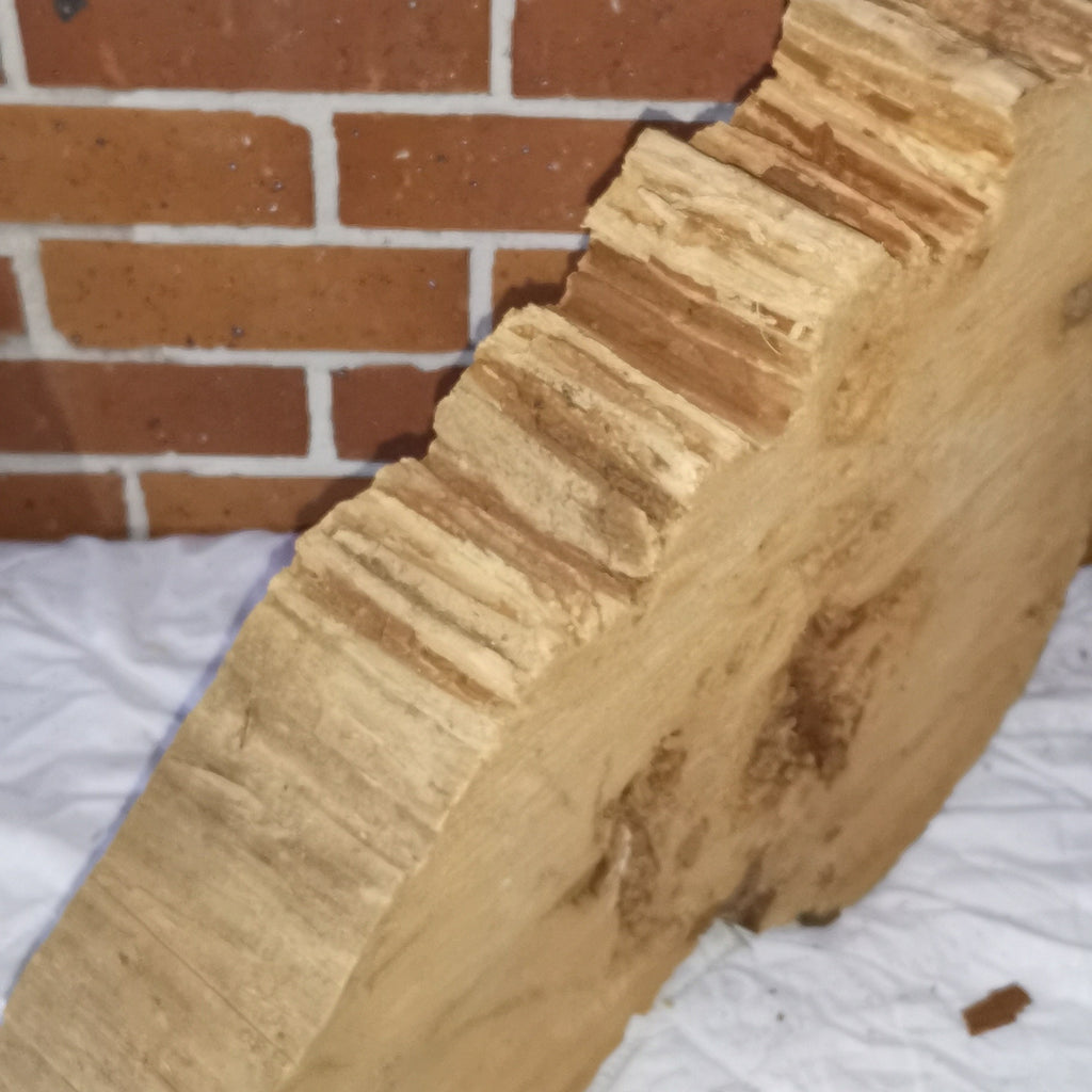 Macrocarpa rustic round